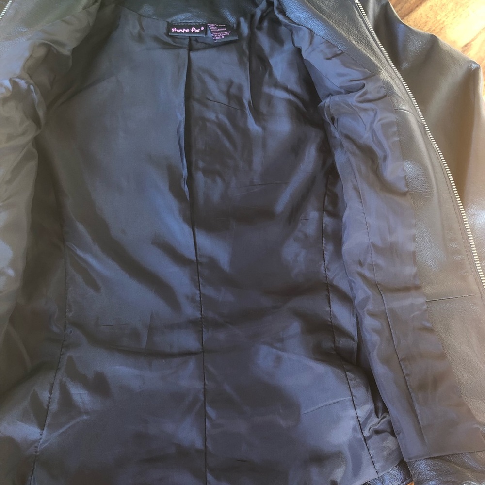 Leather Jacket - Picture 3 of 8